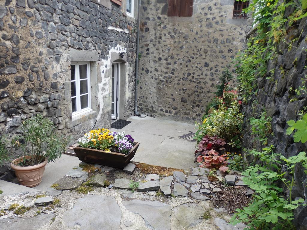 La Maison De Béatrice Murat  Extérieur photo